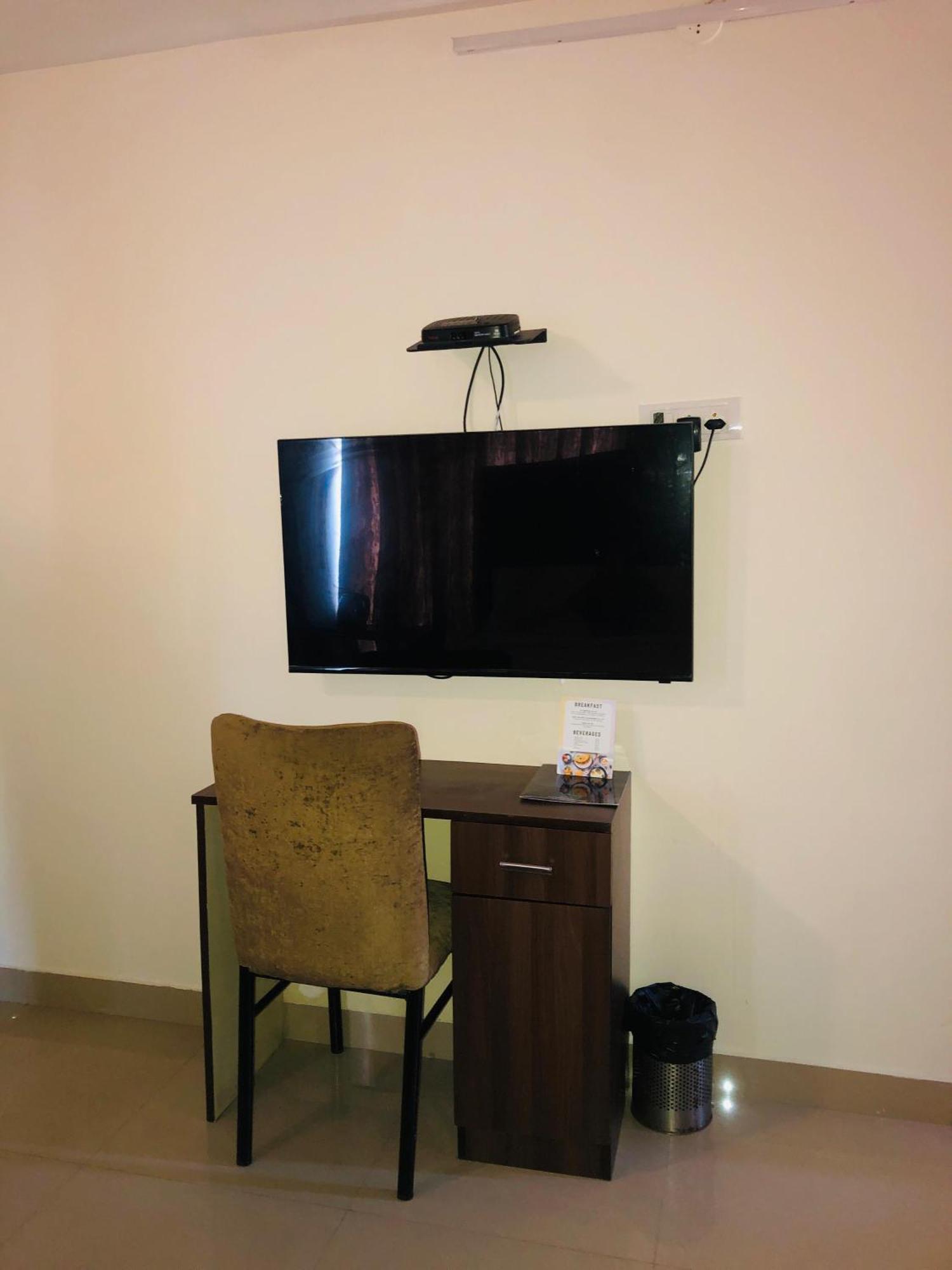 Astra Hotels & Suites - Hsr Layout Sector 1, Near Ecospace Bellandur Bangalore Eksteriør bilde