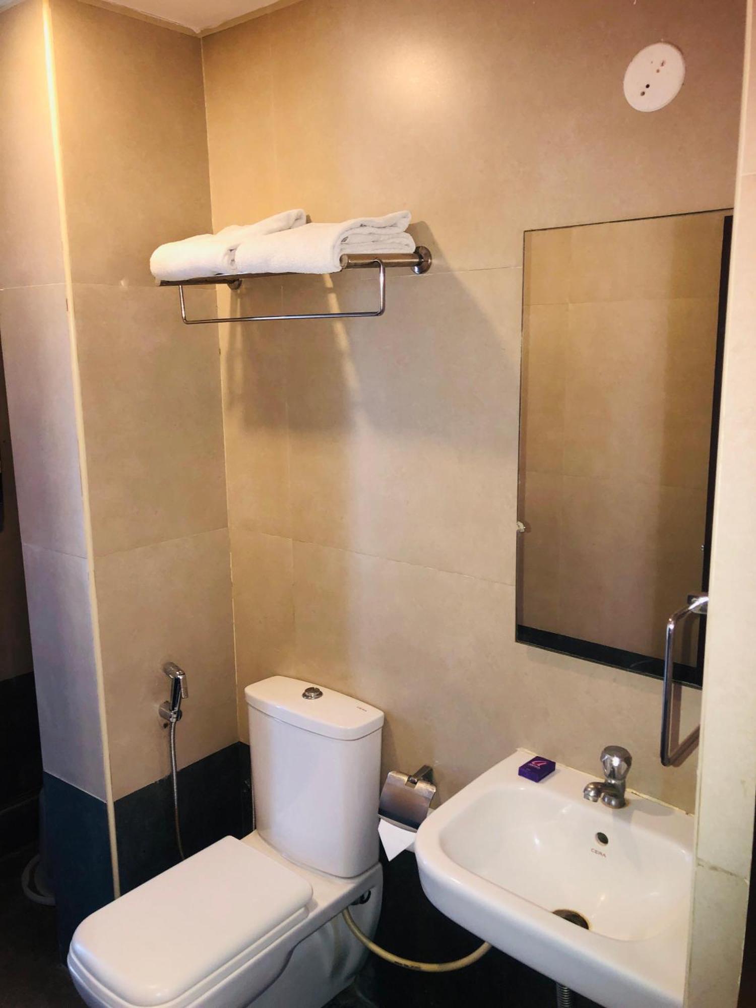 Astra Hotels & Suites - Hsr Layout Sector 1, Near Ecospace Bellandur Bangalore Eksteriør bilde